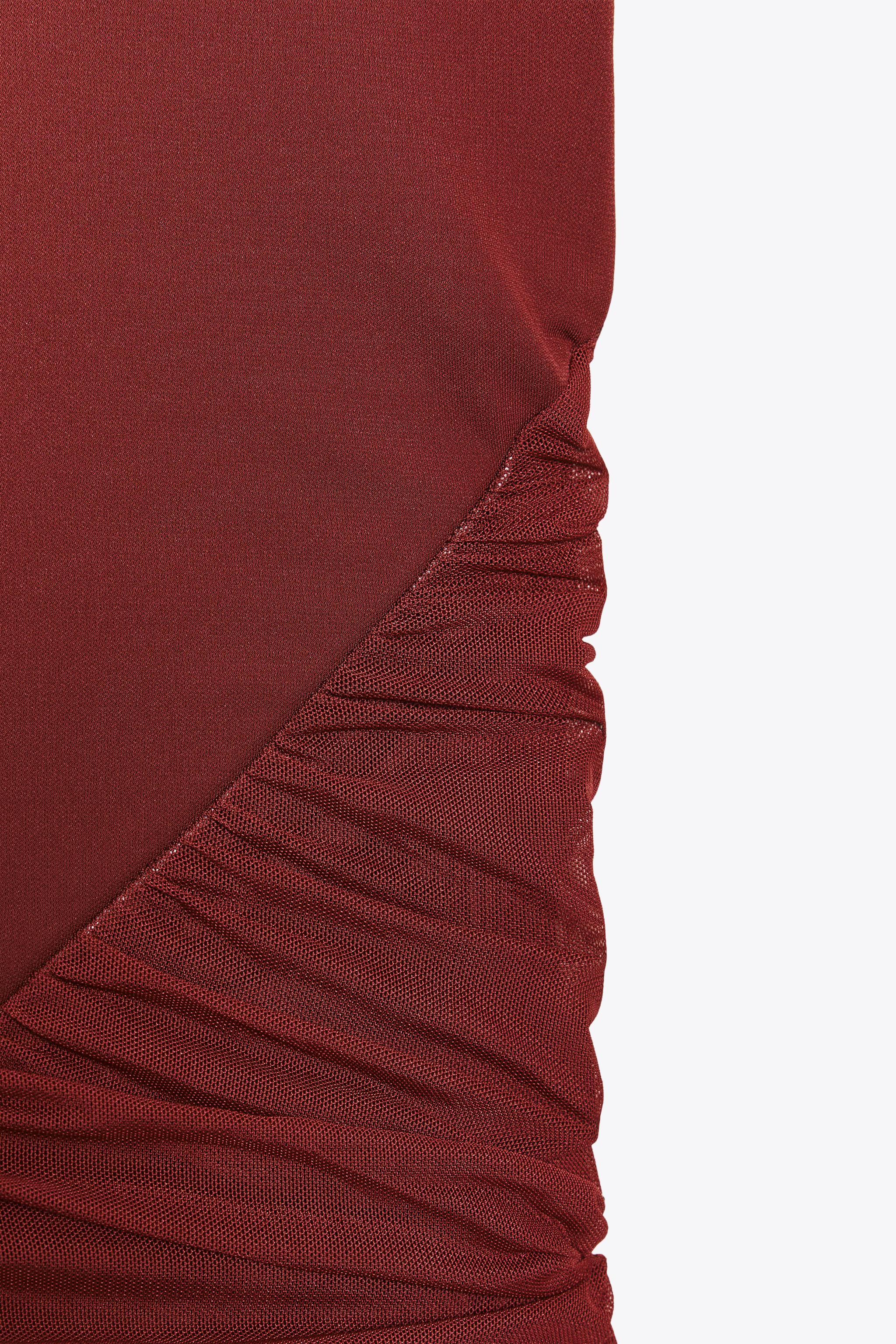 ROBE HALTER AVEC TULLE